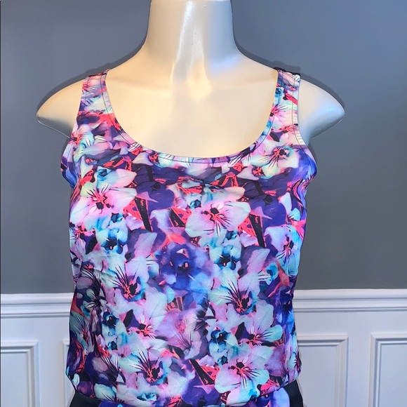 H&M 2 piece women’s set - Picture 2 of 6